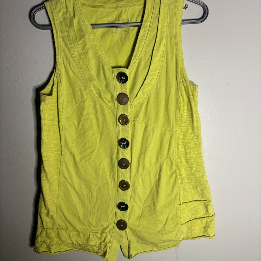 Green Button-Front Sleeveless Top